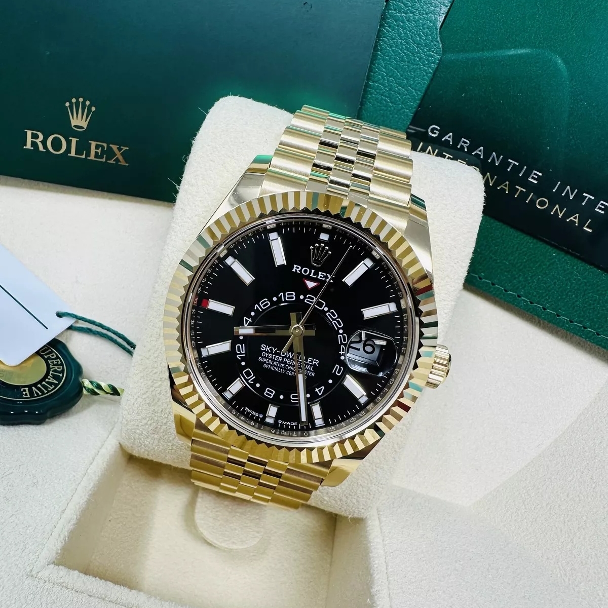 【Super Clone】ROLEX Sky-Dweller 42mm 336938-0002/0005 Yellow Gold Black Dial Oyster