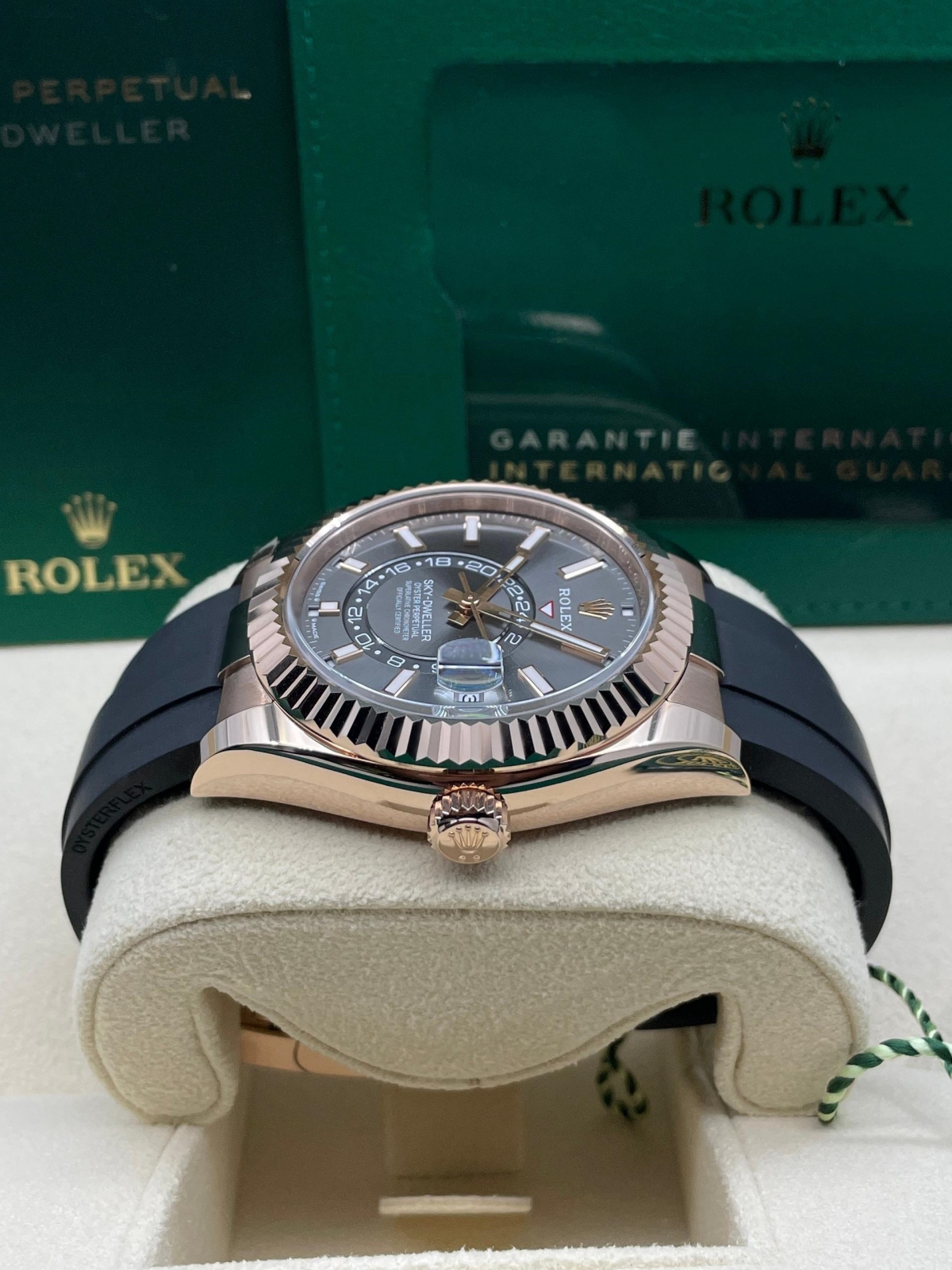 【Super Clone】ROLEX  Sky-Dweller 42mm Rose Gold Slate Dial Oysterflex - 336235