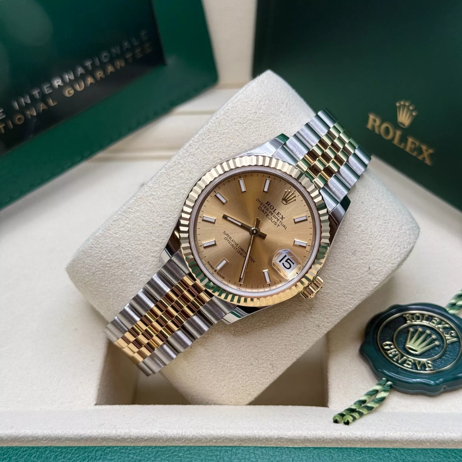 【Super Clone】ROLEX Datejust m278273-0013/0014 31mm Champagne Dial Stainless Steel and Yellow Gold Oyster Watch