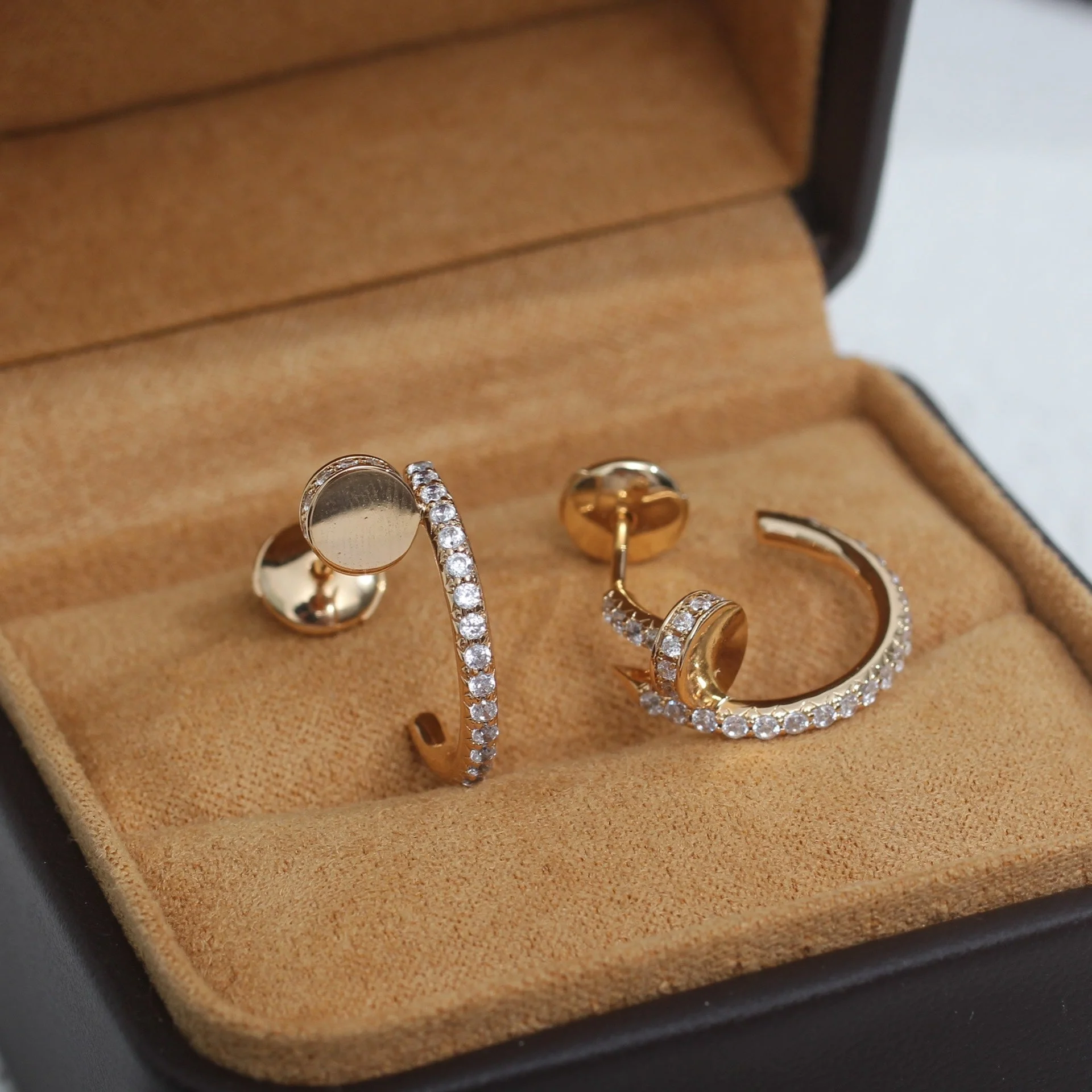 Regalia jewelryJUSTE EARRINGS 12.75MM PINK GOLD DIAMOND