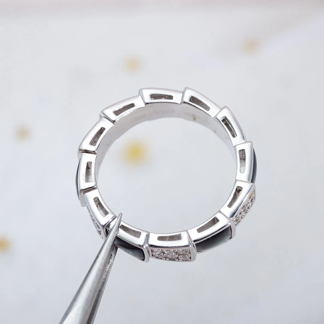 Regalia jewelrySERPENTI RING SILVER DIAMOND BLACK MOP 4MM