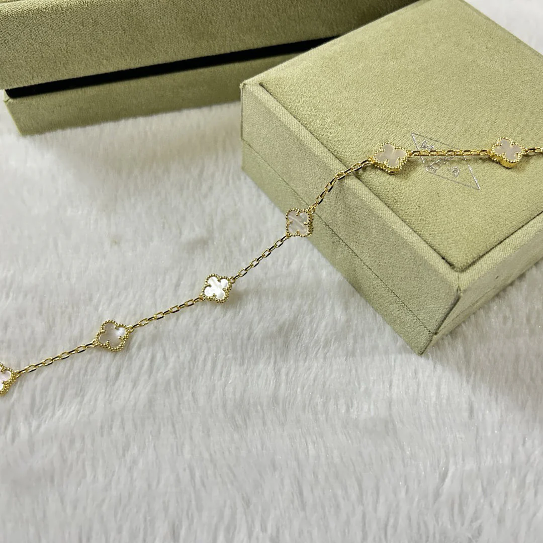 Regalia jewelryCLOVER 6 MOTIF WHITE MOP BRACELET