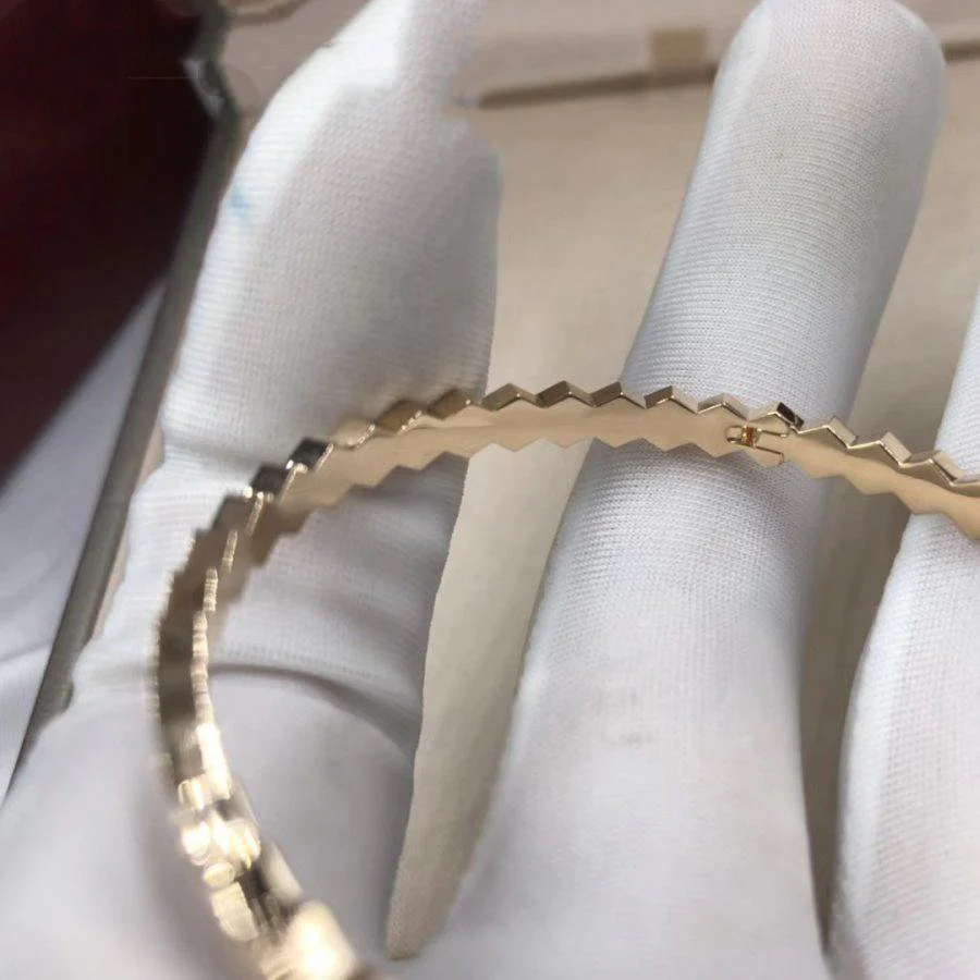 Regalia jewelryBEE LOVE GOLD BRACELET