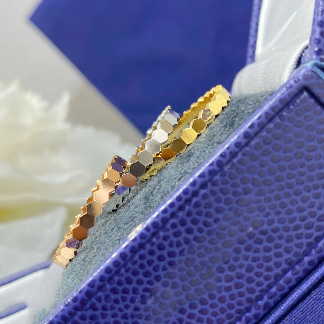 Regalia jewelryBEE LOVE SMALL RING