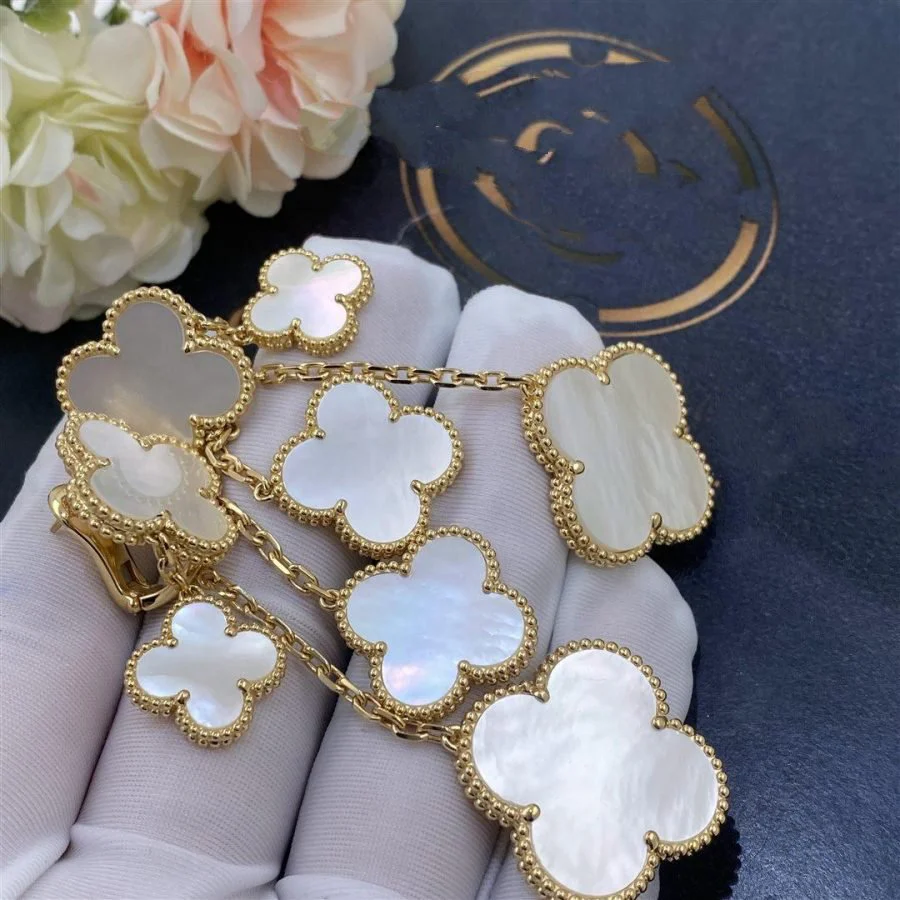 Regalia jewelryCLOVER EARRINGS WHITE MOP 4 MOTIFS GOLD