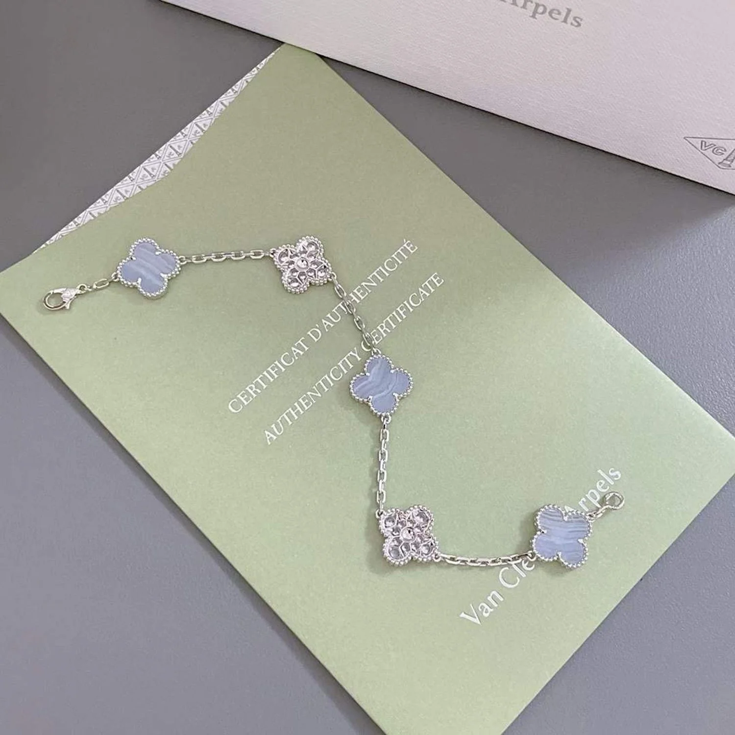 Regalia jewelryCLOVER  5 MOTIF DIAMOND PURPLE CHALCEDONY BRACELET SILVER