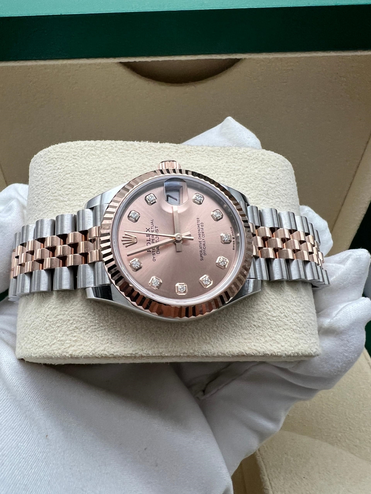 【Super Clone】ROLEX Datejust m278271-0023/0024 Rose 31mm Dial Oyster Bracelet Watch