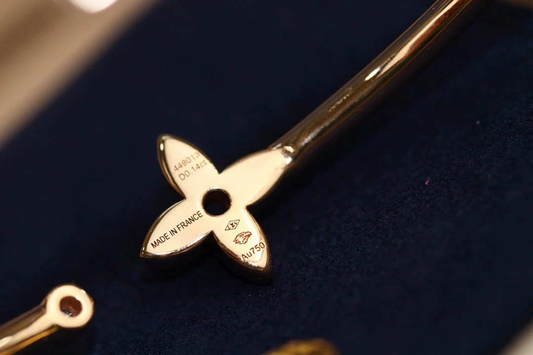 Regalia jewelryIDYLLE PINK GOLD OPEN BRACELET DIAMOND PAVED