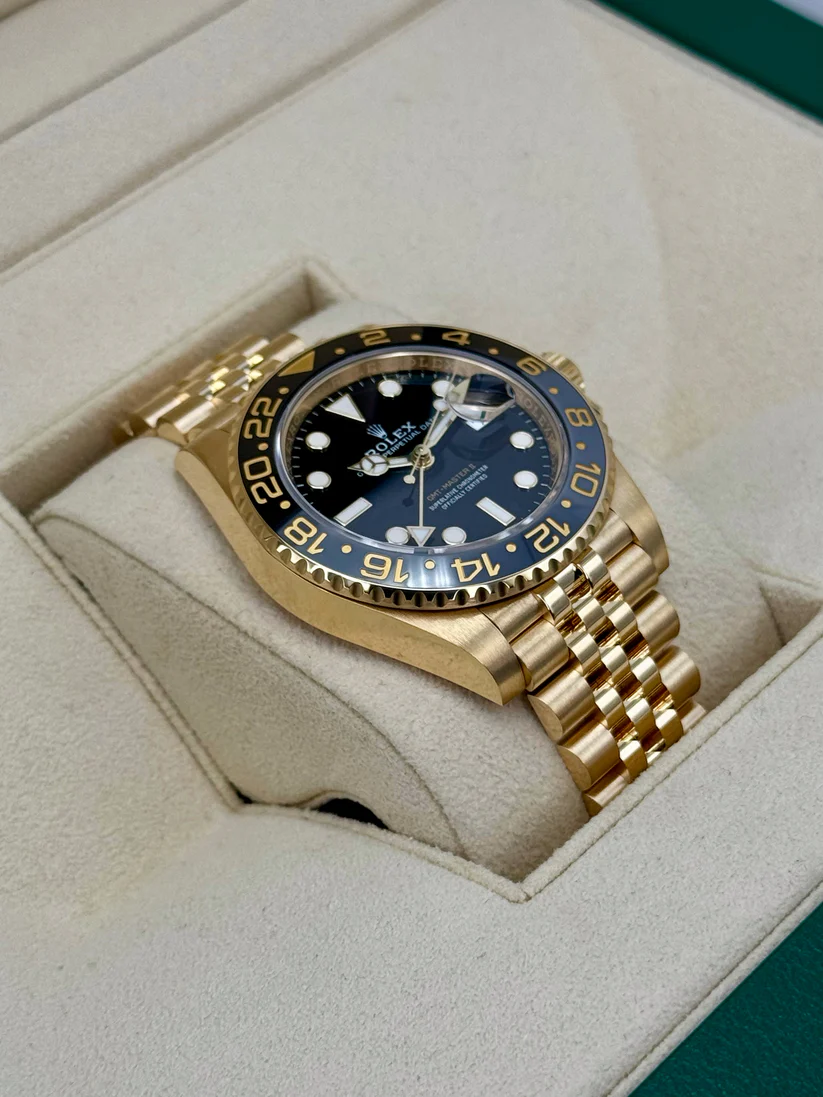 【Super Clone】ROLEX GMT-Master II 126718grnr 40mm