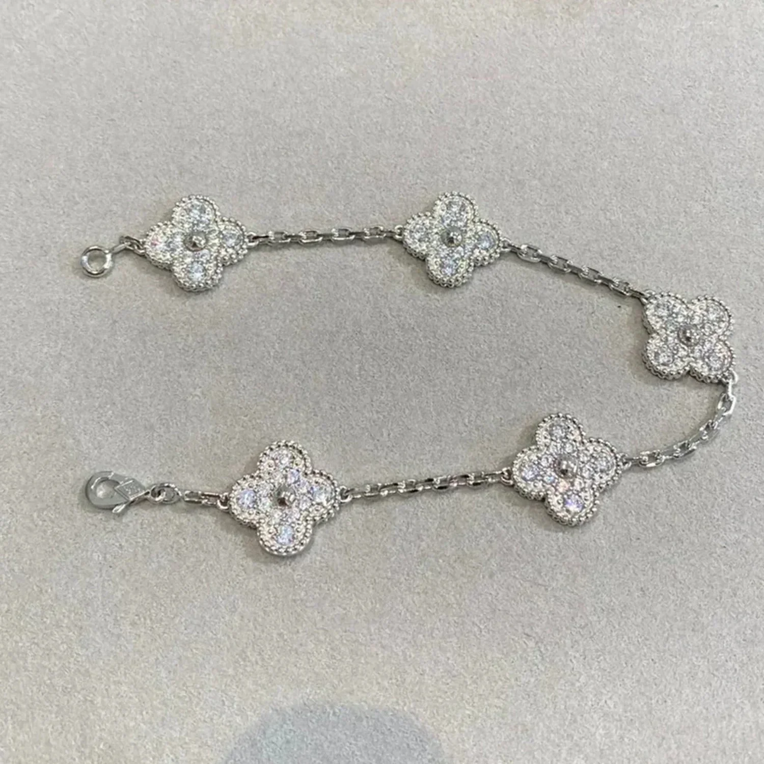 Regalia jewelryCLOVER 5 MOTIFS  DIAMOND BRACELET SILVER