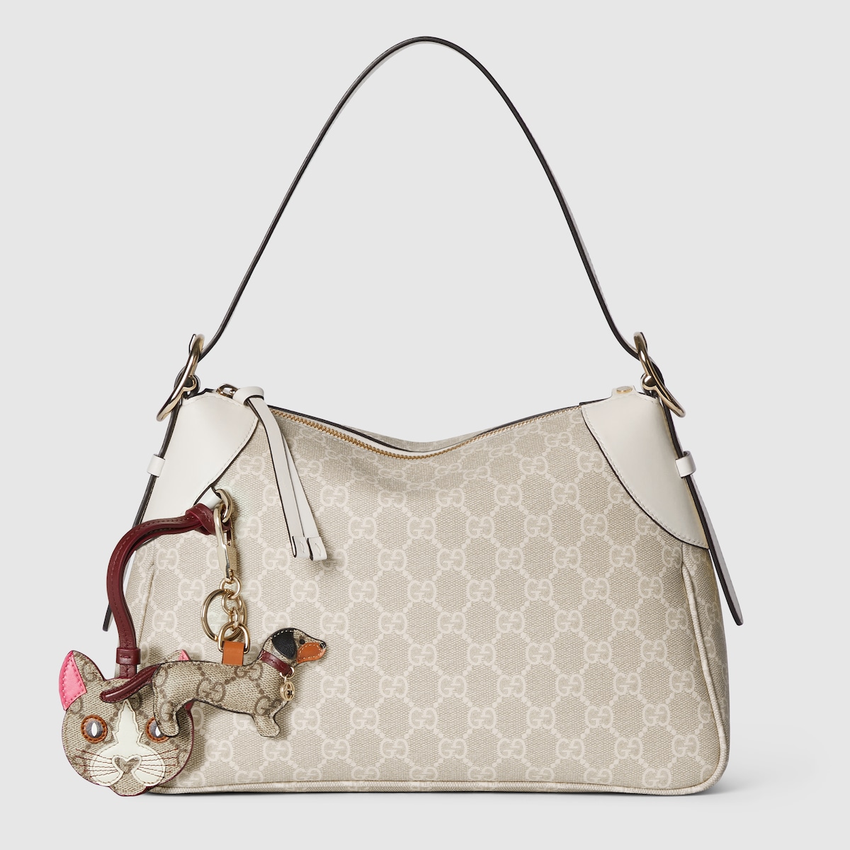 GG Emblem Medium Shoulder Bag