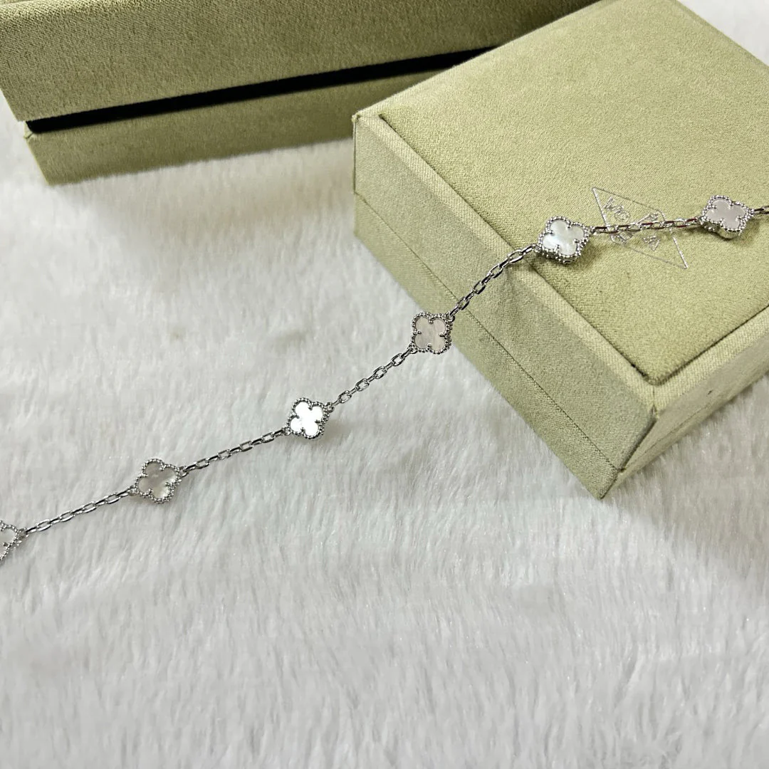 Regalia jewelryCLOVER 6 MOTIF WHITE MOP BRACELET