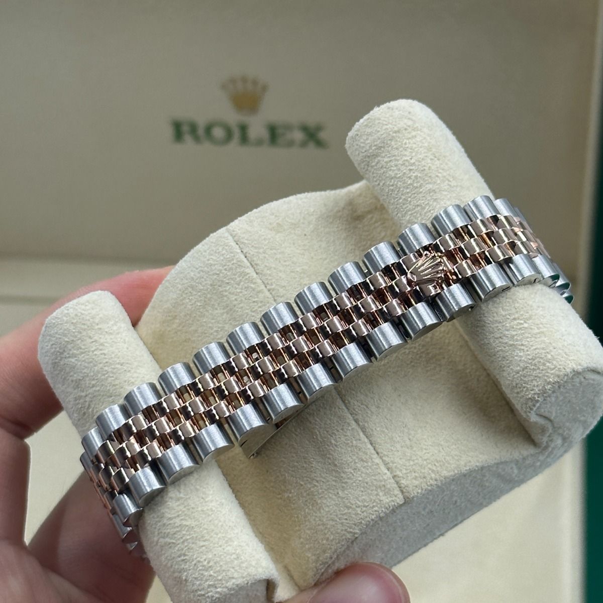 【Super Clone】ROLEX Datejust m278381-0031/0032 Silver Floral Motif Diamond Dial Diamond-Set Bezel 31mm