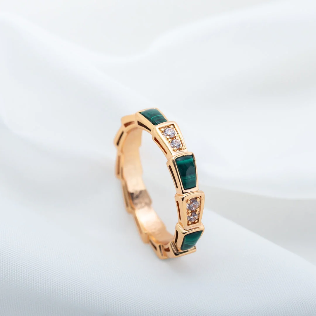 Regalia jewelrySERPENTI RING PINK GOLD MALACHITE DIAMOND 3MM