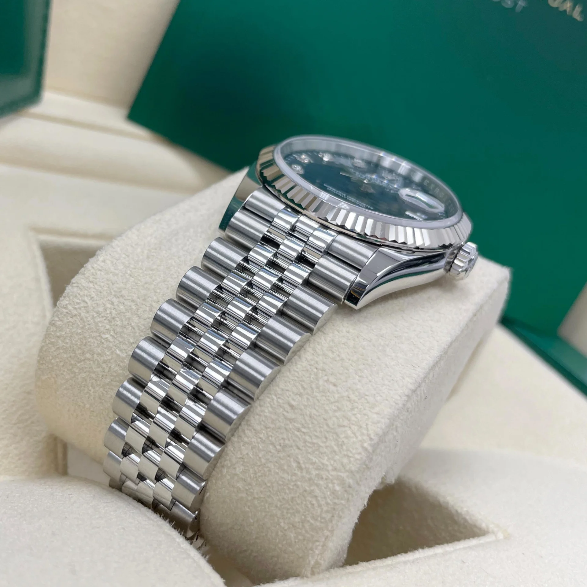 【Super Clone】ROLEX  Datejust 36mm 126234 Blue Fluted Motif Diamond Dial Jubilee Bracelet Watch
