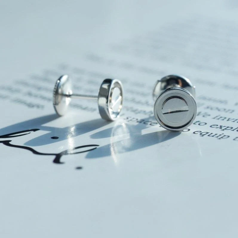 Regalia jewelryLOVE EARRINGS SILVER 10MM