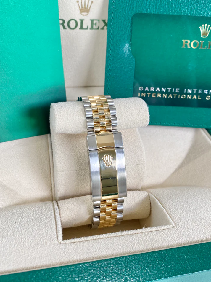 【Super Clone】ROLEX  Datejust 36mm 126233 MOP Diamond Dial Jubilee Two-Tone Bracelet Watch