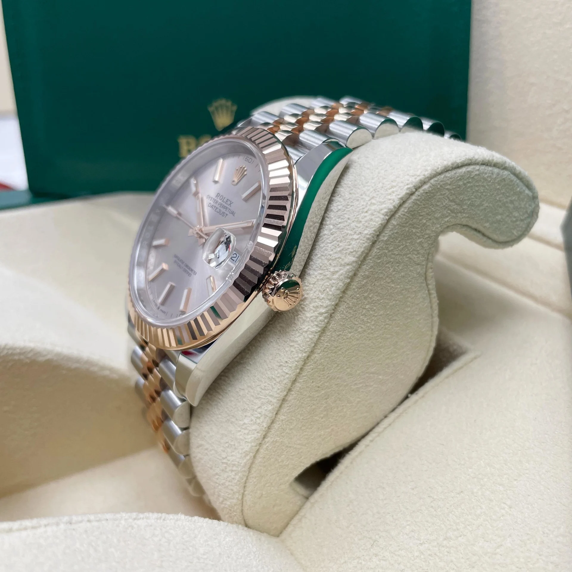 【Super Clone】ROLEX Datejust 41mm 126331 Sundust Index Oyster Steel and Everose Gold Watch