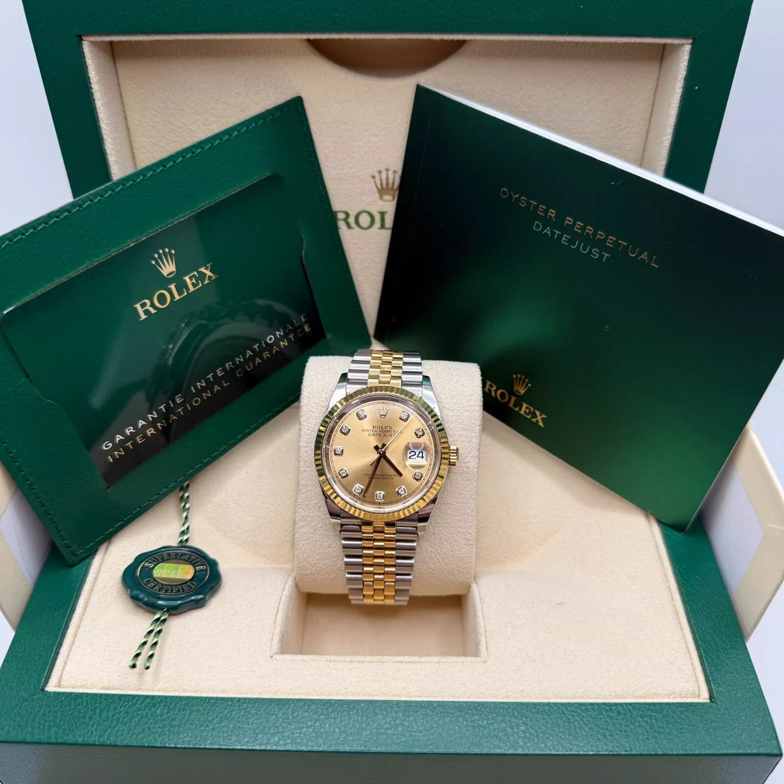 【Super Clone】ROLEX  Datejust 36mm 126233 Champagne Dial Jubilee Bracelet Watch