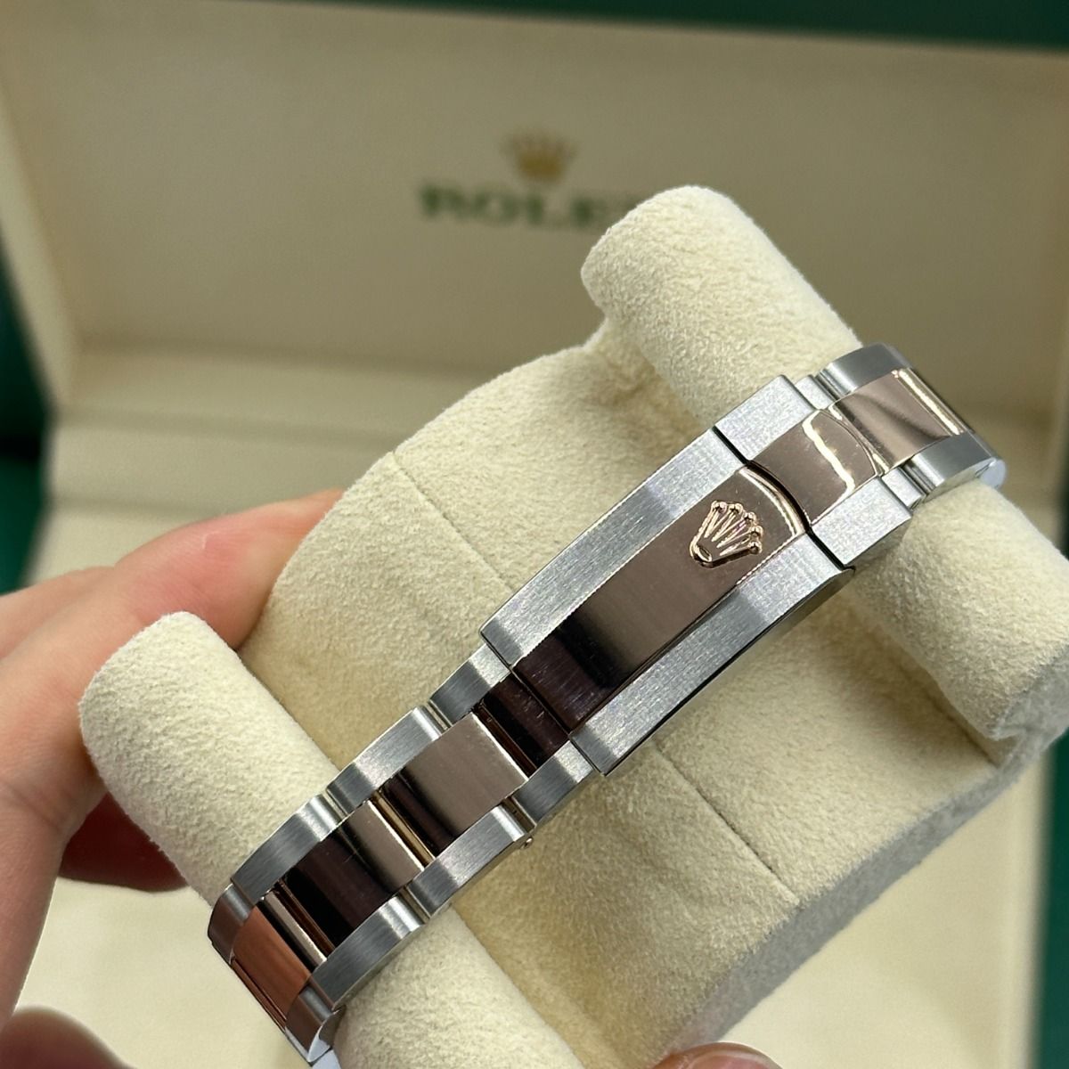 【Super Clone】ROLEX Datejust m278381-0031/0032 Silver Floral Motif Diamond Dial Diamond-Set Bezel 31mm
