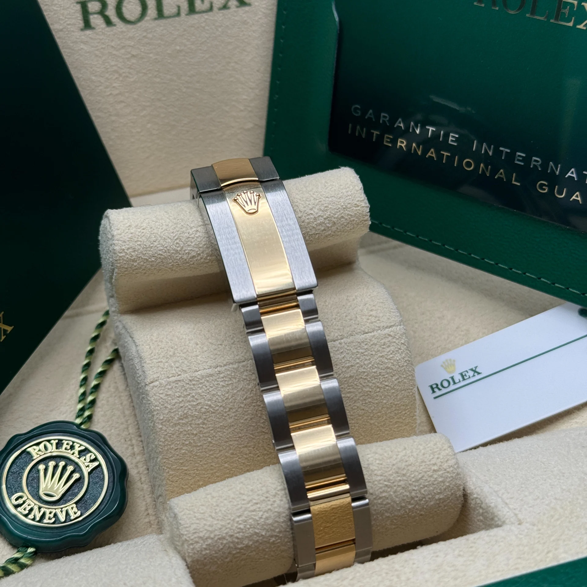 【Super Clone】ROLEX Datejust m278273-0031/0032 31mm Olive Green Floral Motif Dial Stainless Steel and Yellow Gold Oyster Watch