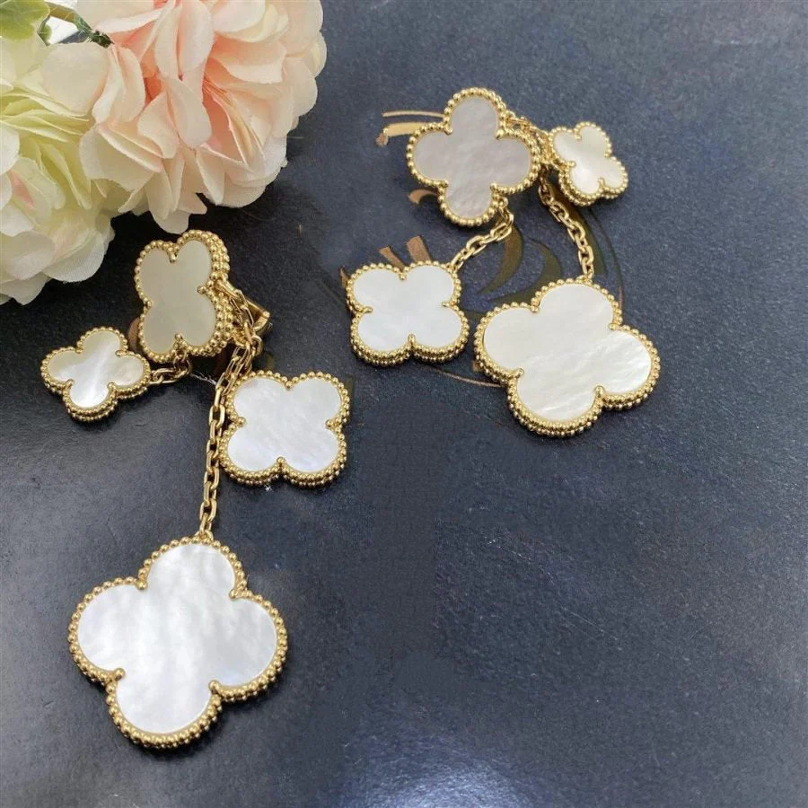 Regalia jewelryCLOVER EARRINGS WHITE MOP 4 MOTIFS GOLD