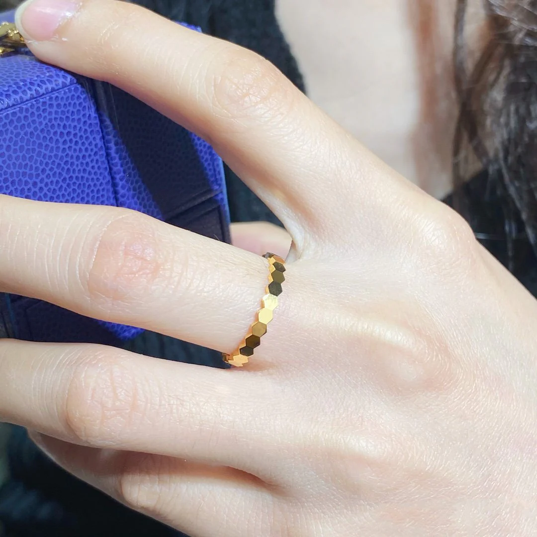 Regalia jewelryBEE LOVE SMALL RING