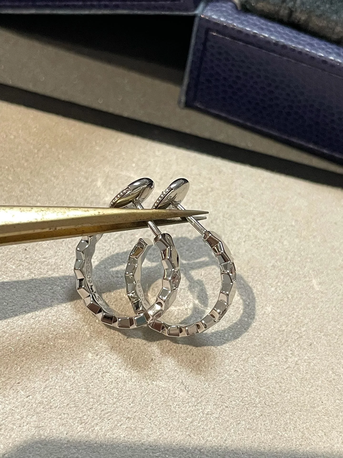 Regalia jewelryHollow Design Four-Leaf Clover Flower Shape Ring