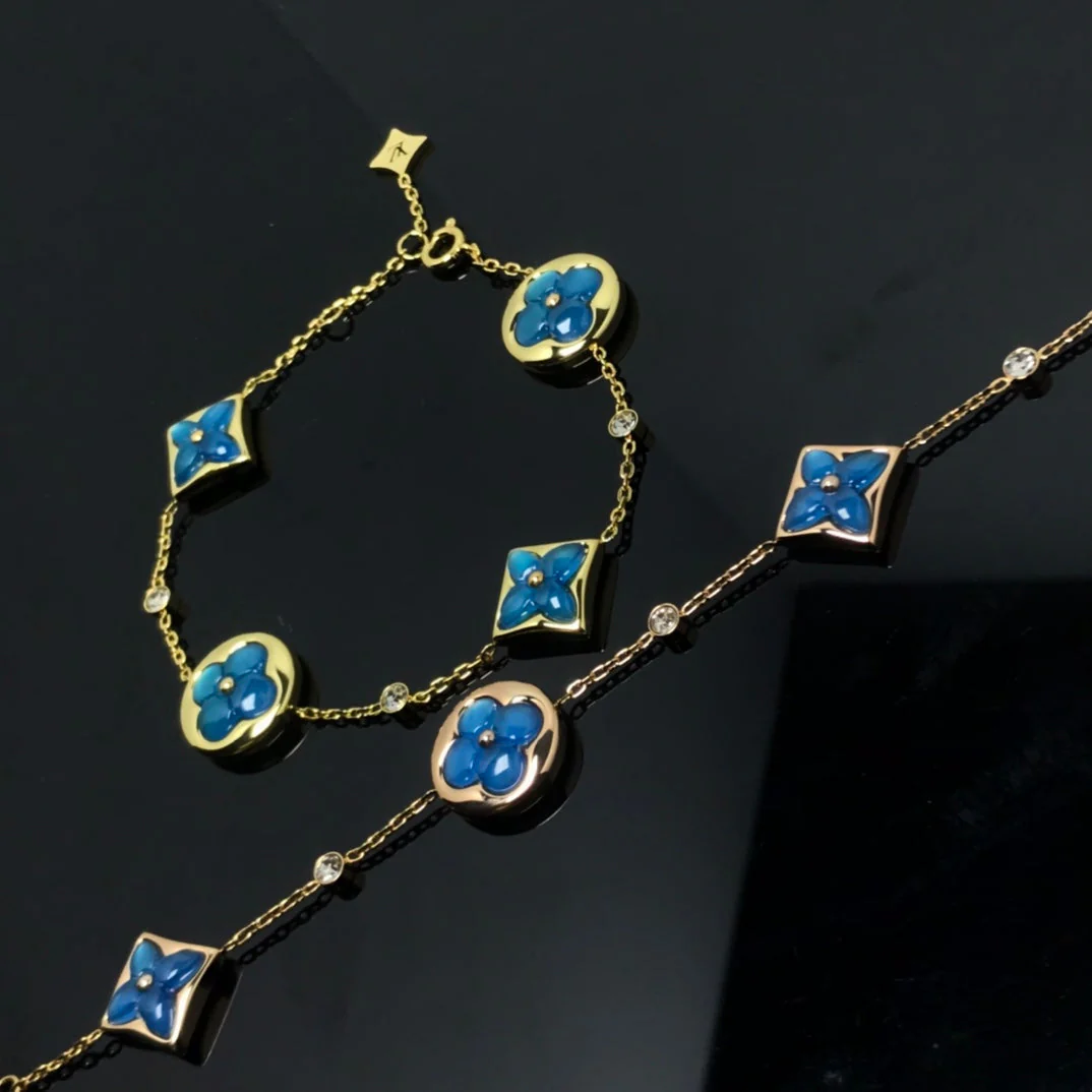 Regalia jewelrySTAR AND SUN 4 MOTIF BLUE BRACELET
