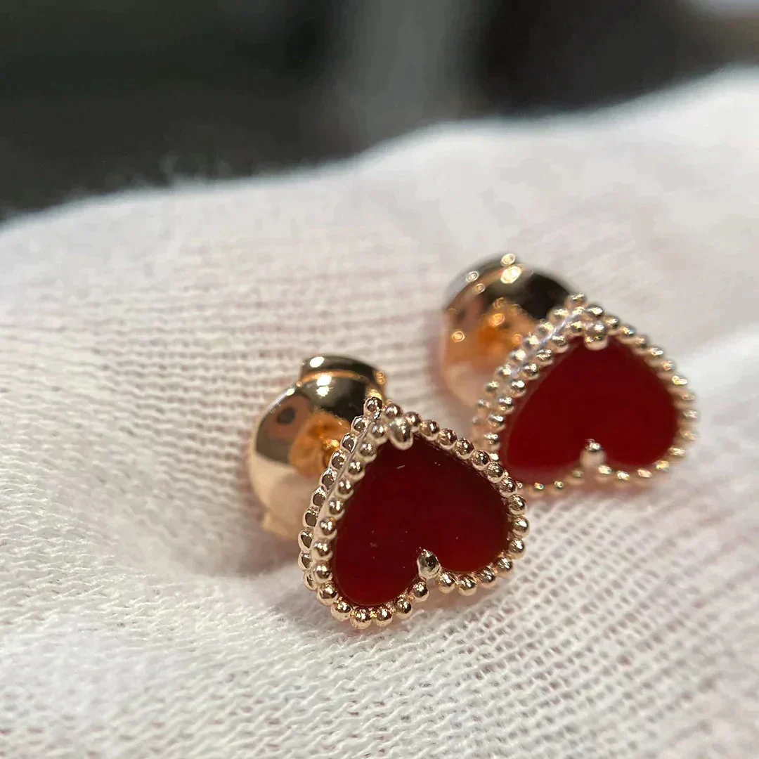 Regalia jewelryHEART CARNELIAN STUD EARRINGS