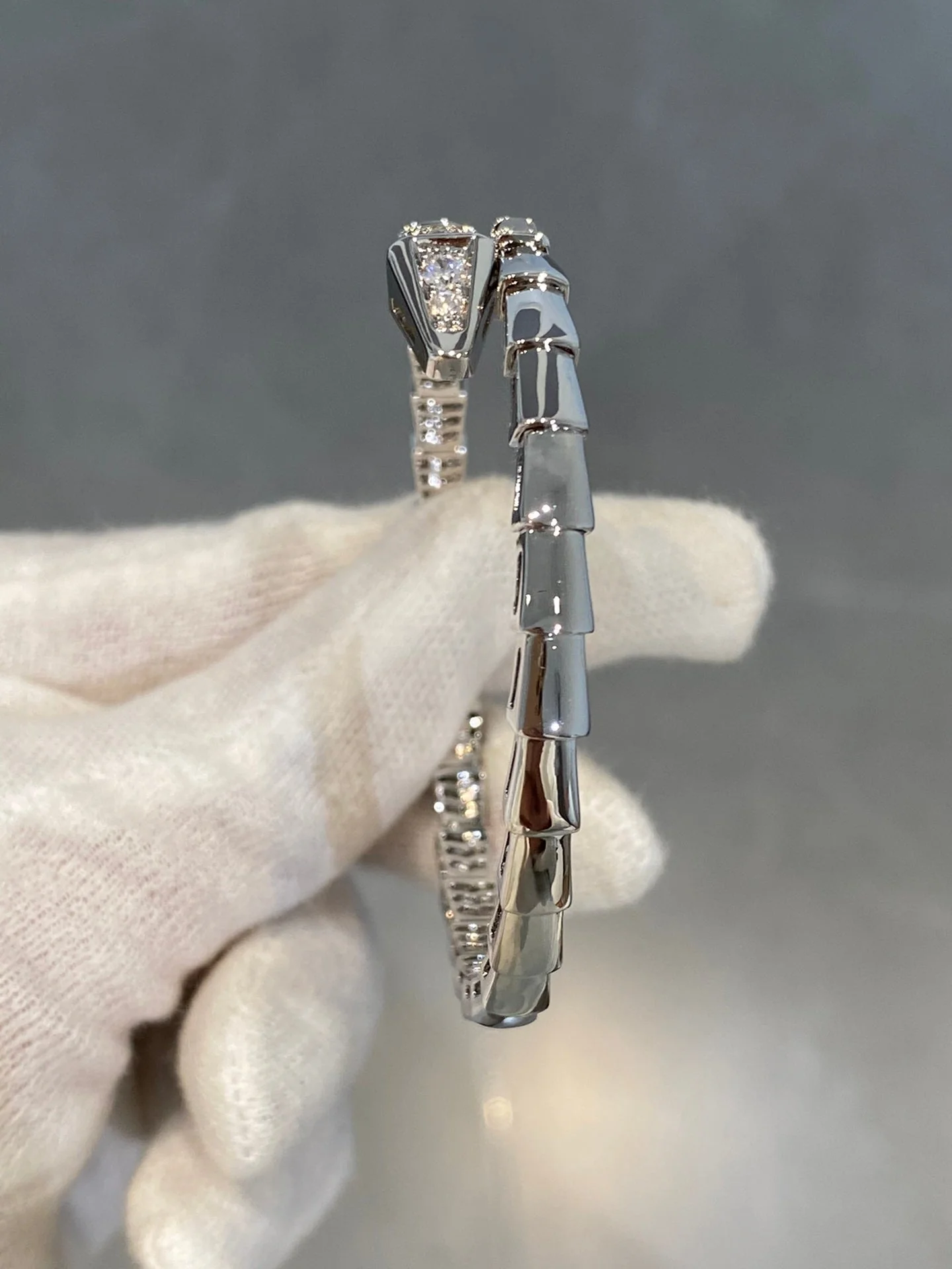 Regalia jewelrySERPENTI BRACELET DIAMONDS SILVER