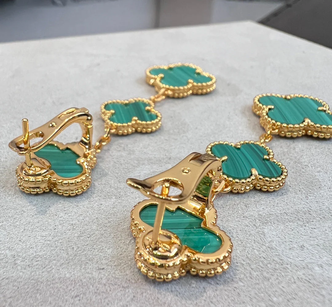 Regalia jewelryCLOVER MALACHITE 3 MOTIFS GOLD