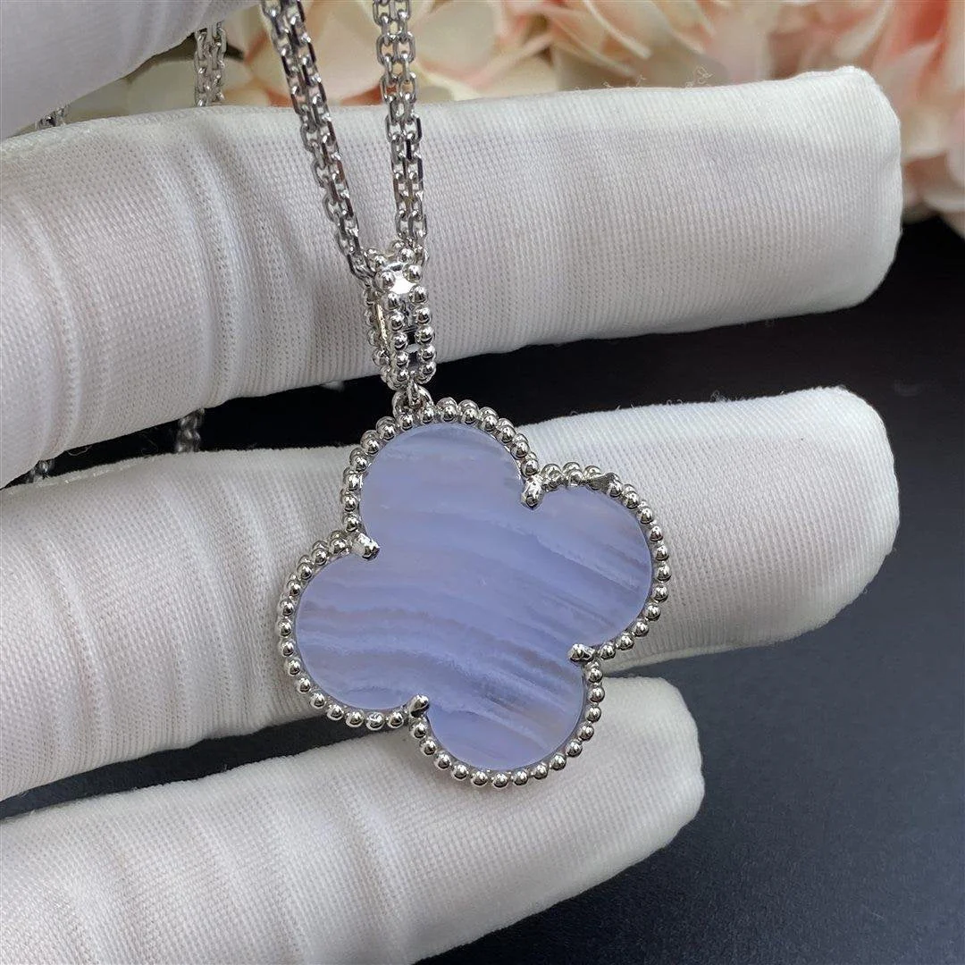 Regalia jewelryCLOVER SILVER CHALCEDONY BIG CLOVER NECKLACE