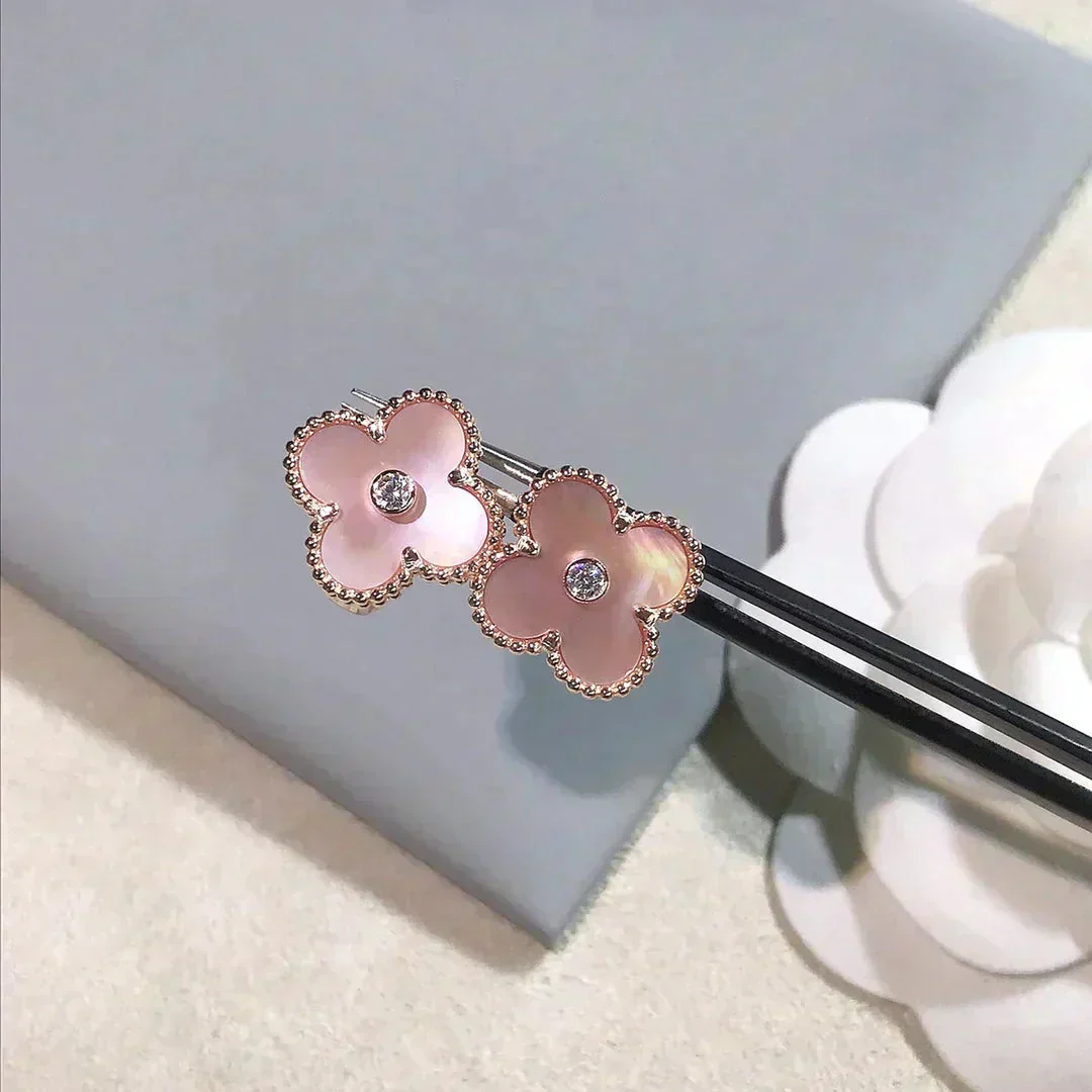 Regalia jewelryCLOVER MEDIUM 1 MOTIFS  PINK MOP DIAMOND EARRINGS