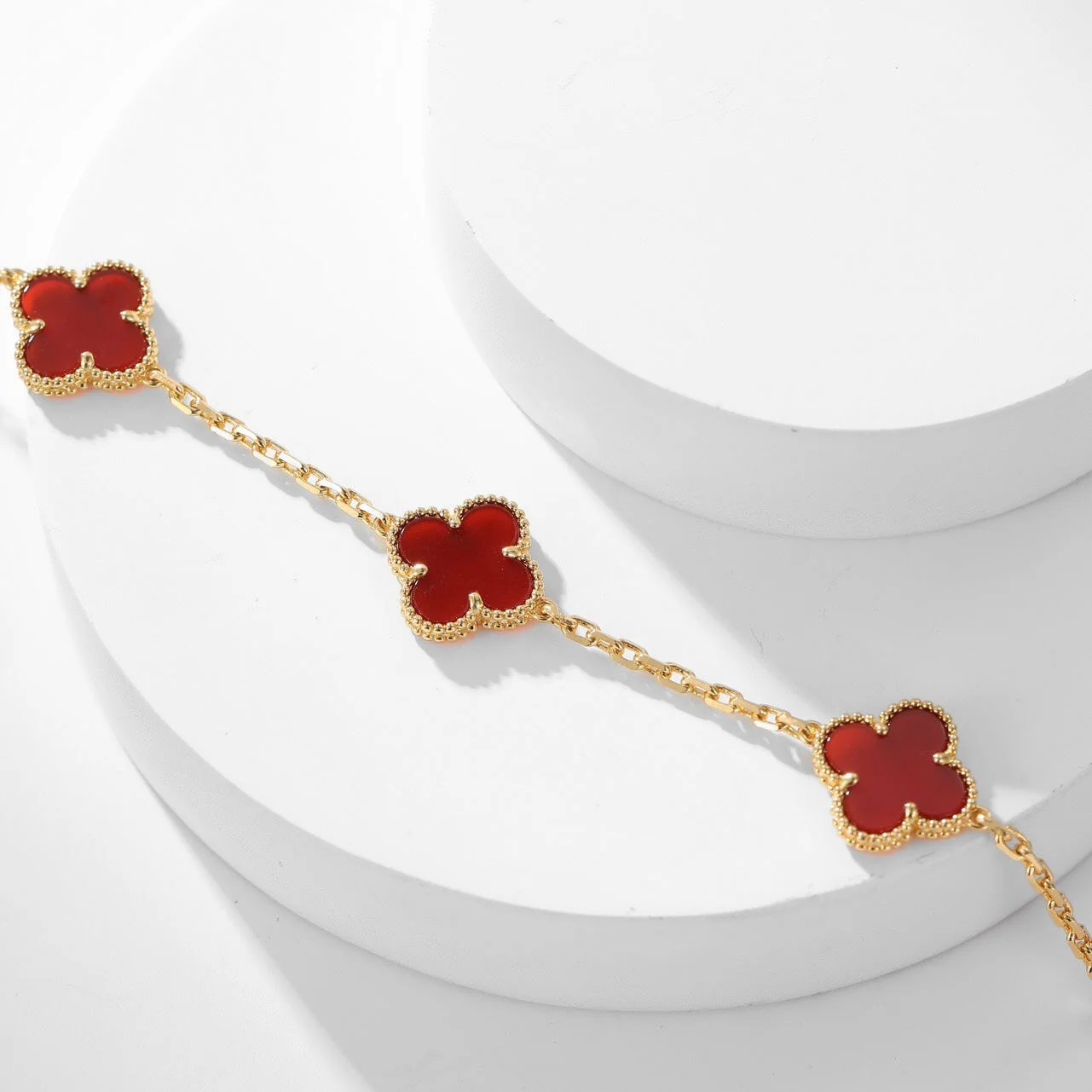 Regalia jewelryCLOVERS THE  10-MOTIFS CARNELIAN NECKLACE
