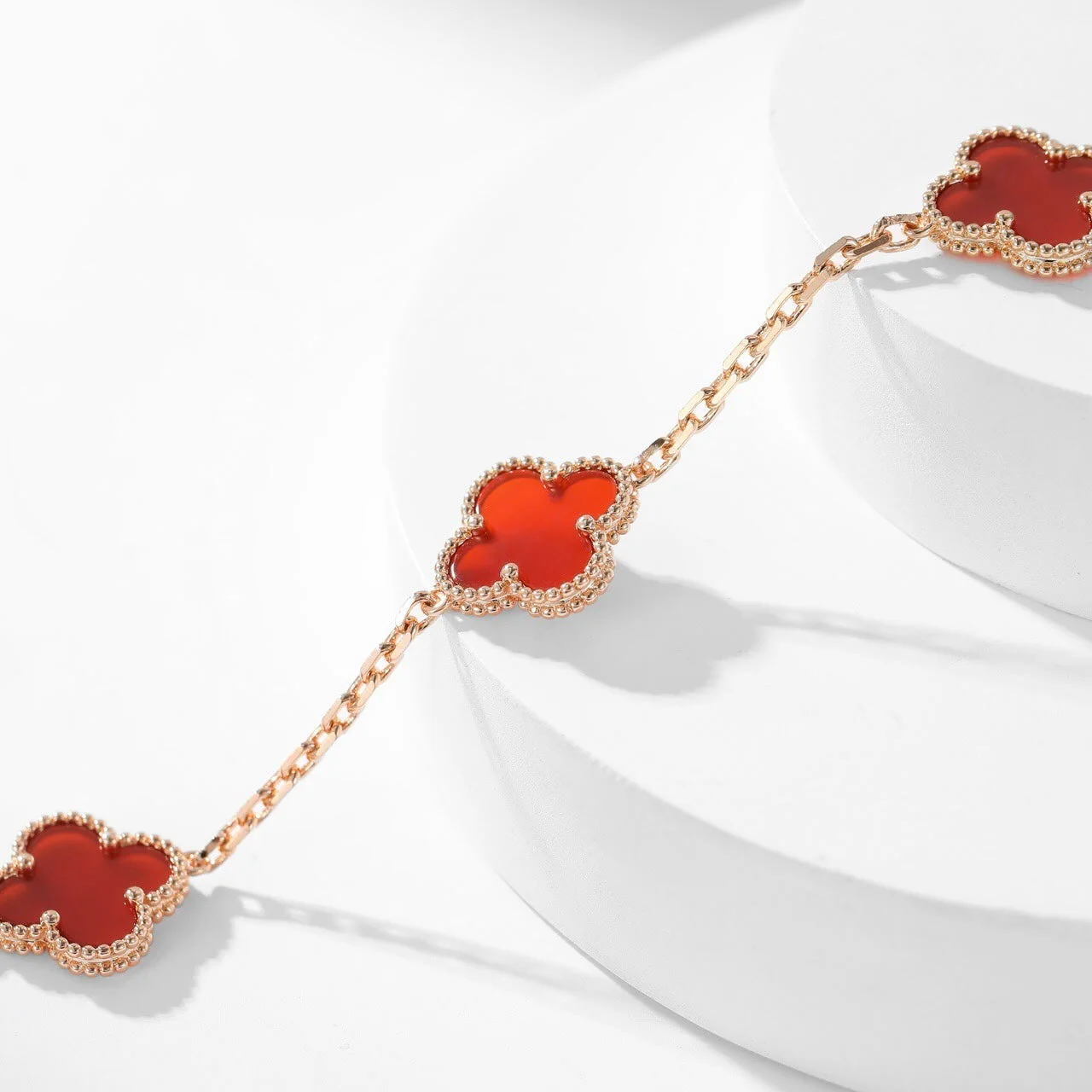 Regalia jewelryCLOVERS THE  10-MOTIFS CARNELIAN NECKLACE