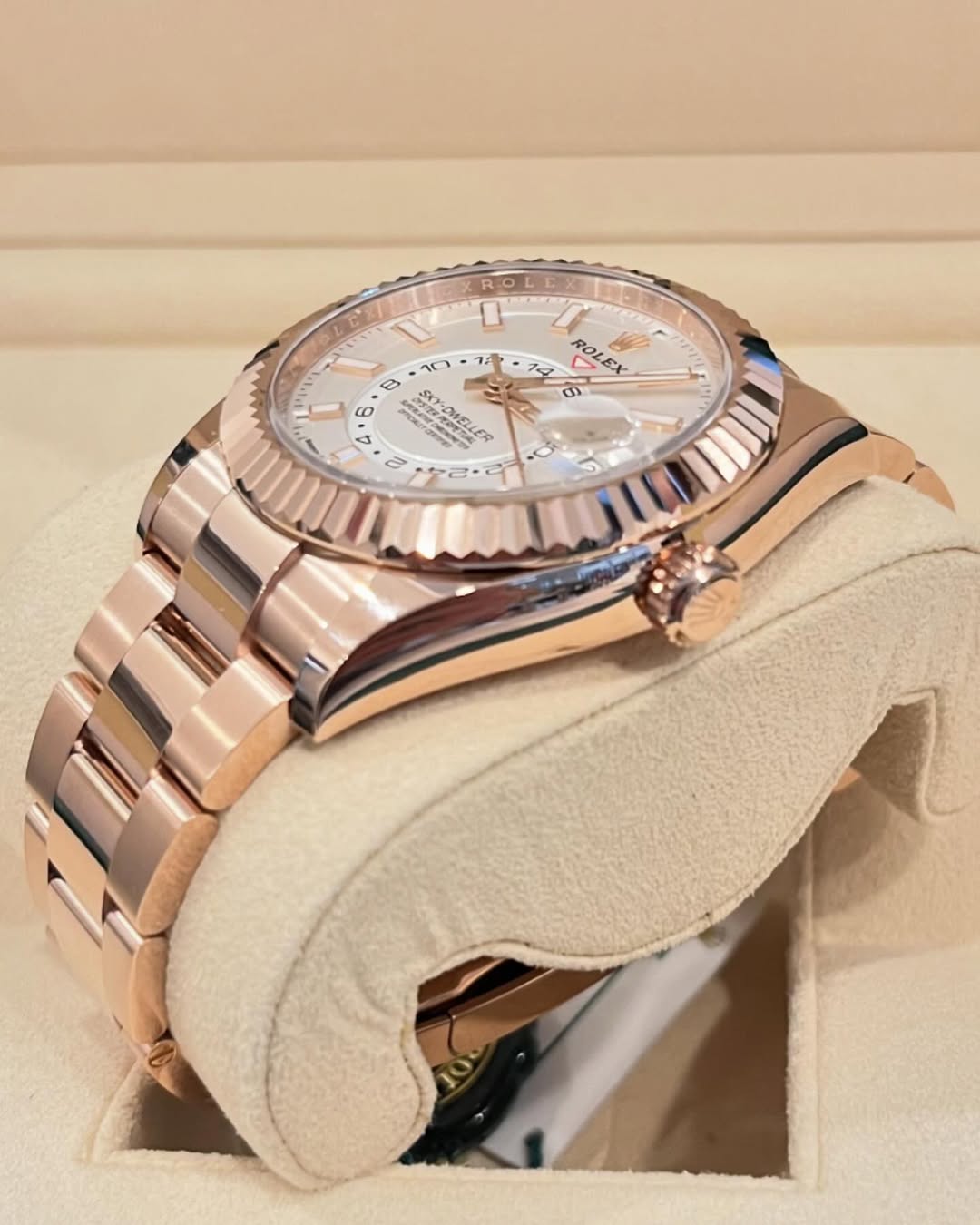 【Super Clone】ROLEX  Sky-Dweller 42mm 336935-0003/0007 Rose Gold White Dial Oyster
