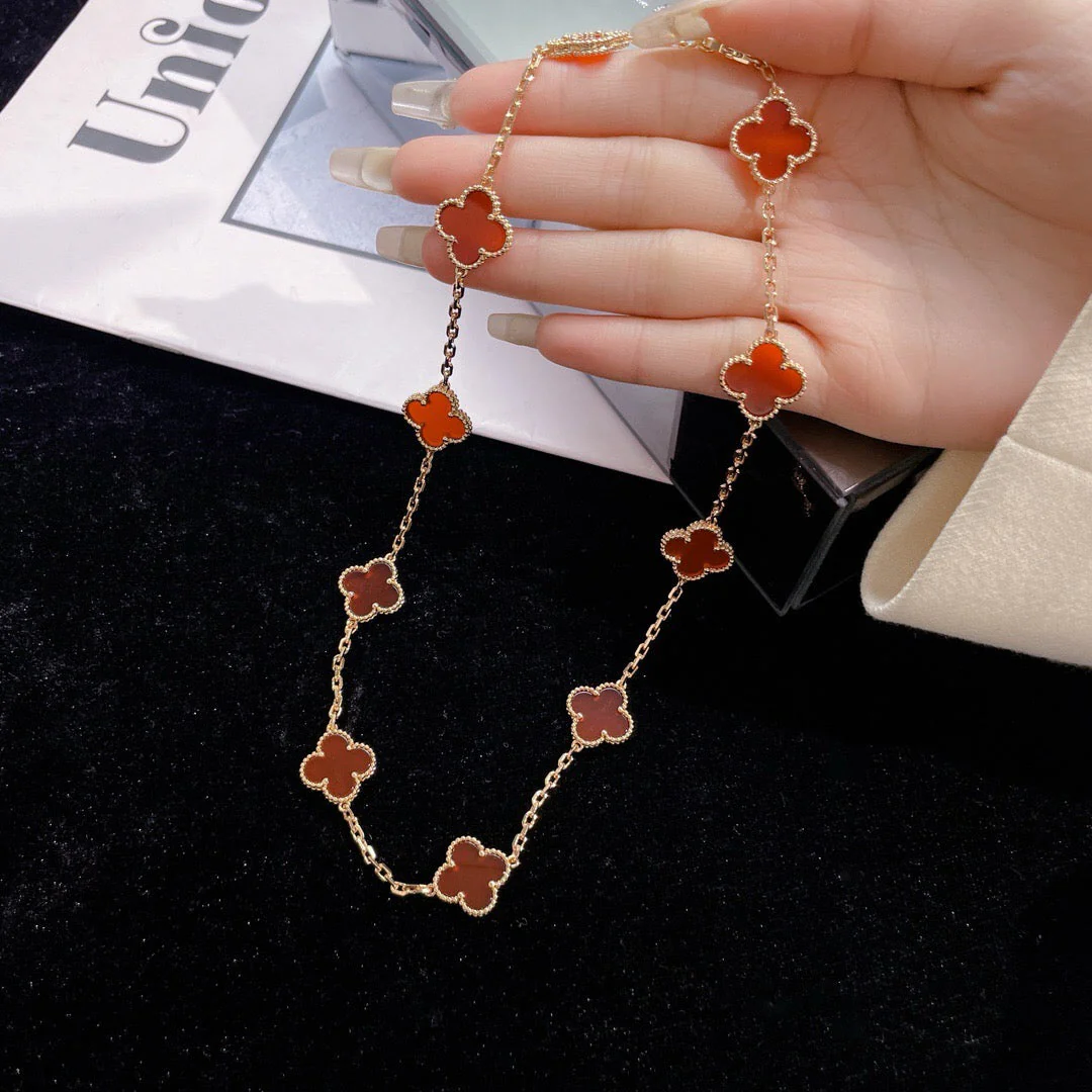 Regalia jewelryCLOVERS THE  10-MOTIFS CARNELIAN NECKLACE