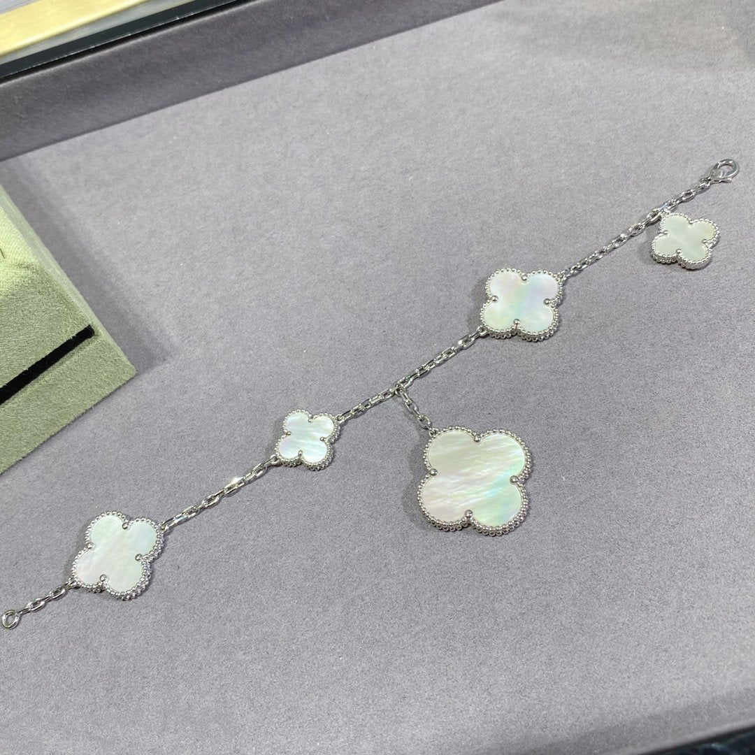 Regalia jewelryCLOVER 5 MOTIF WHITE MOP SILVER BRACELET