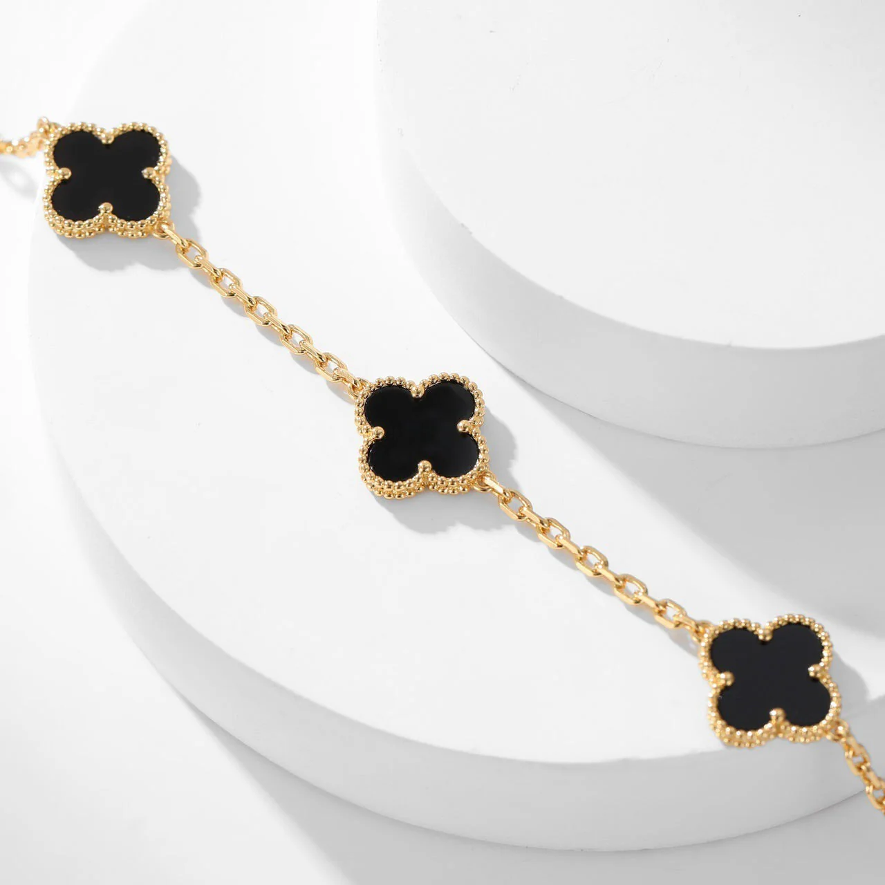 Regalia jewelryCLOVERS THE 10-MOTIFS ONYX NECKLACE