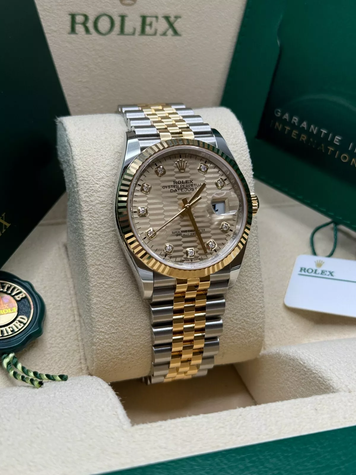 【Super Clone】ROLEX  Datejust 36mm 126233 Champagne Fluted Motif Diamond Dial Jubilee Bracelet