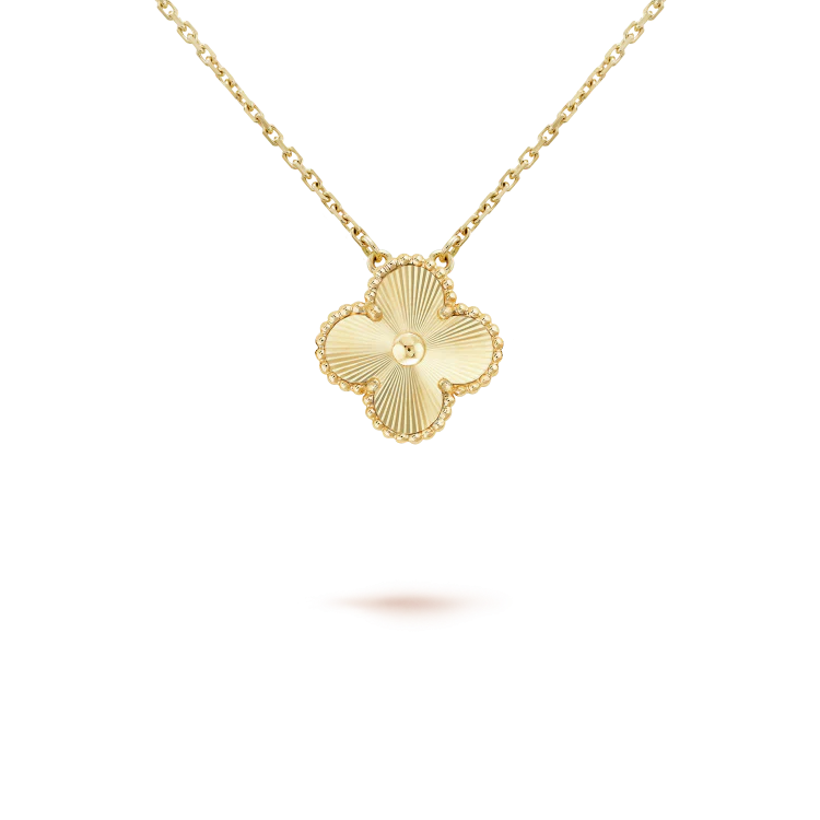 Regalia jewelryCLOVER 15MM LASER NECKLACE