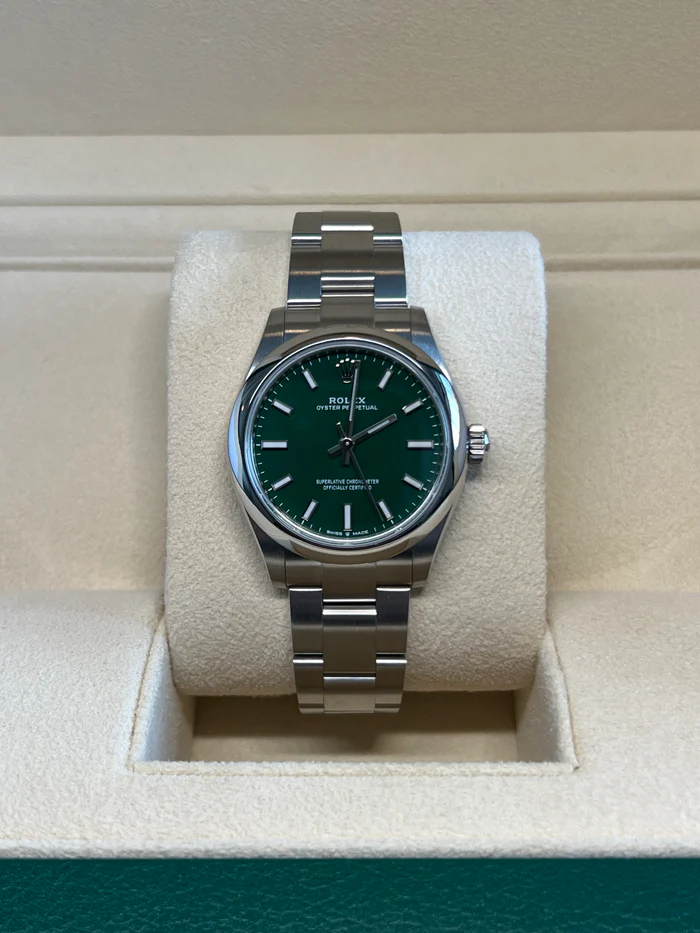 【Super Clone】ROLEX Oyster Perpetual 31mm 277200-0006 Green Dial Oyster Bracelet Watch