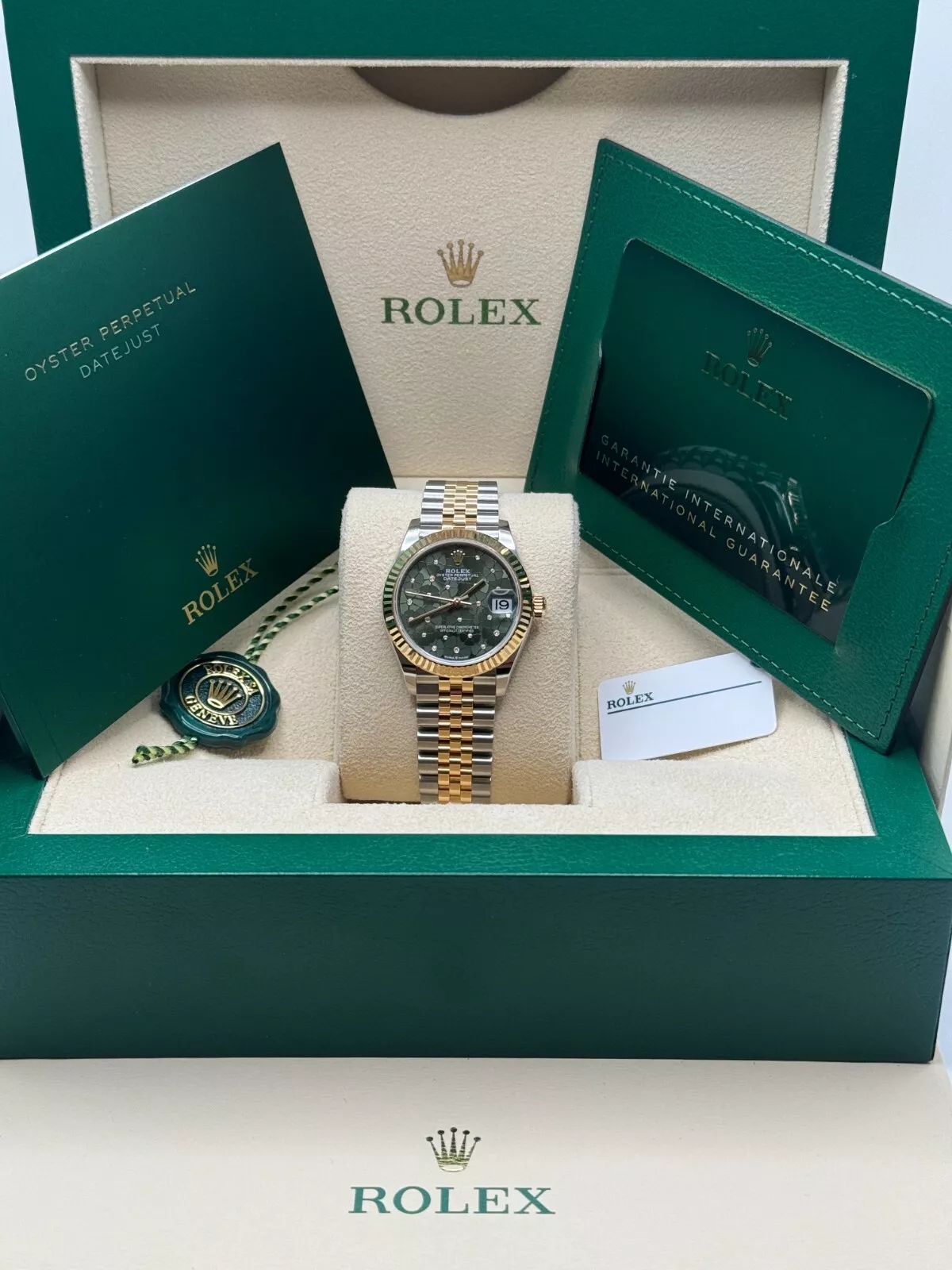 【Super Clone】ROLEX Datejust m278273-0031/0032 31mm Olive Green Floral Motif Dial Stainless Steel and Yellow Gold Oyster Watch