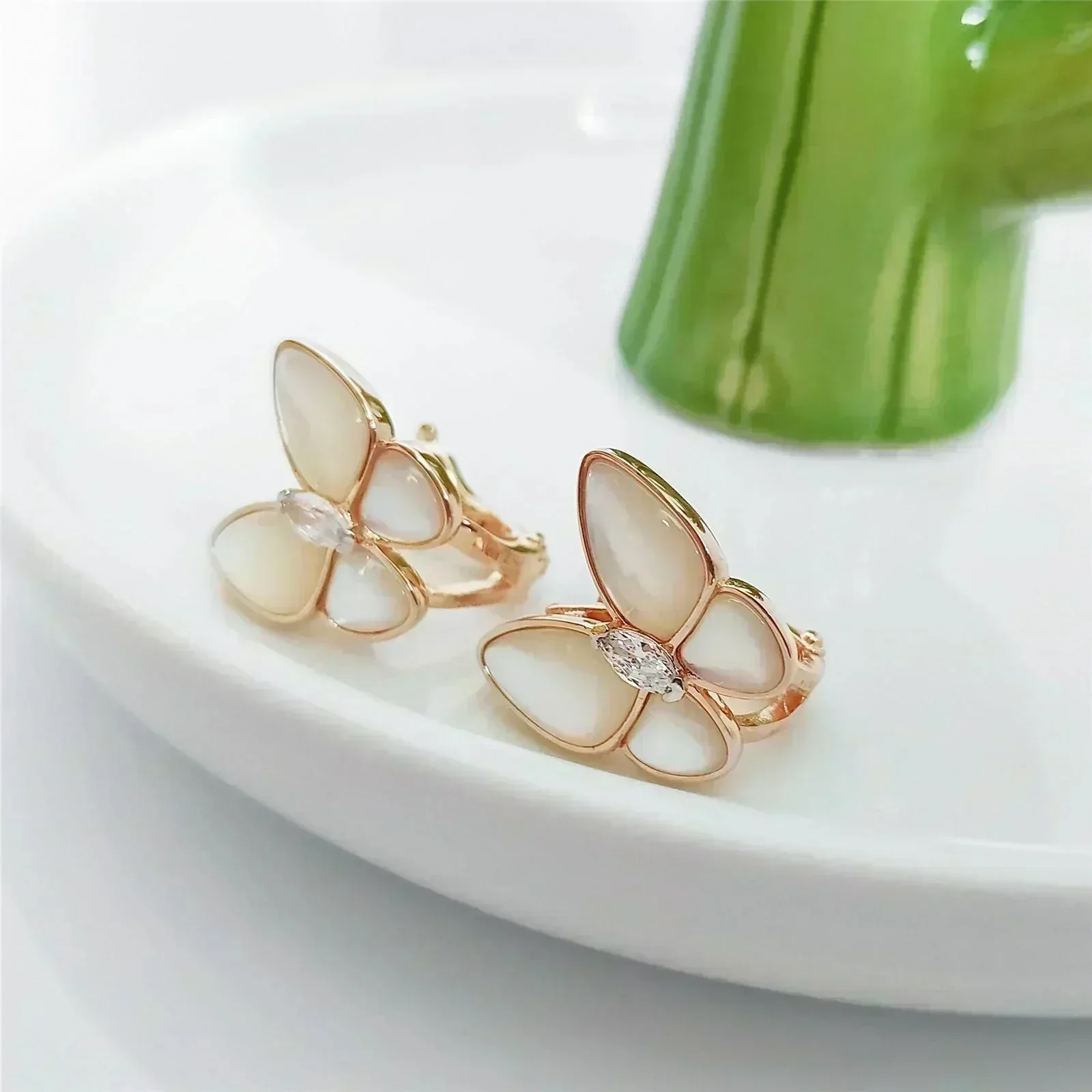 Regalia jewelryBUTTERFLY MOP DIAMOND EARRINGS