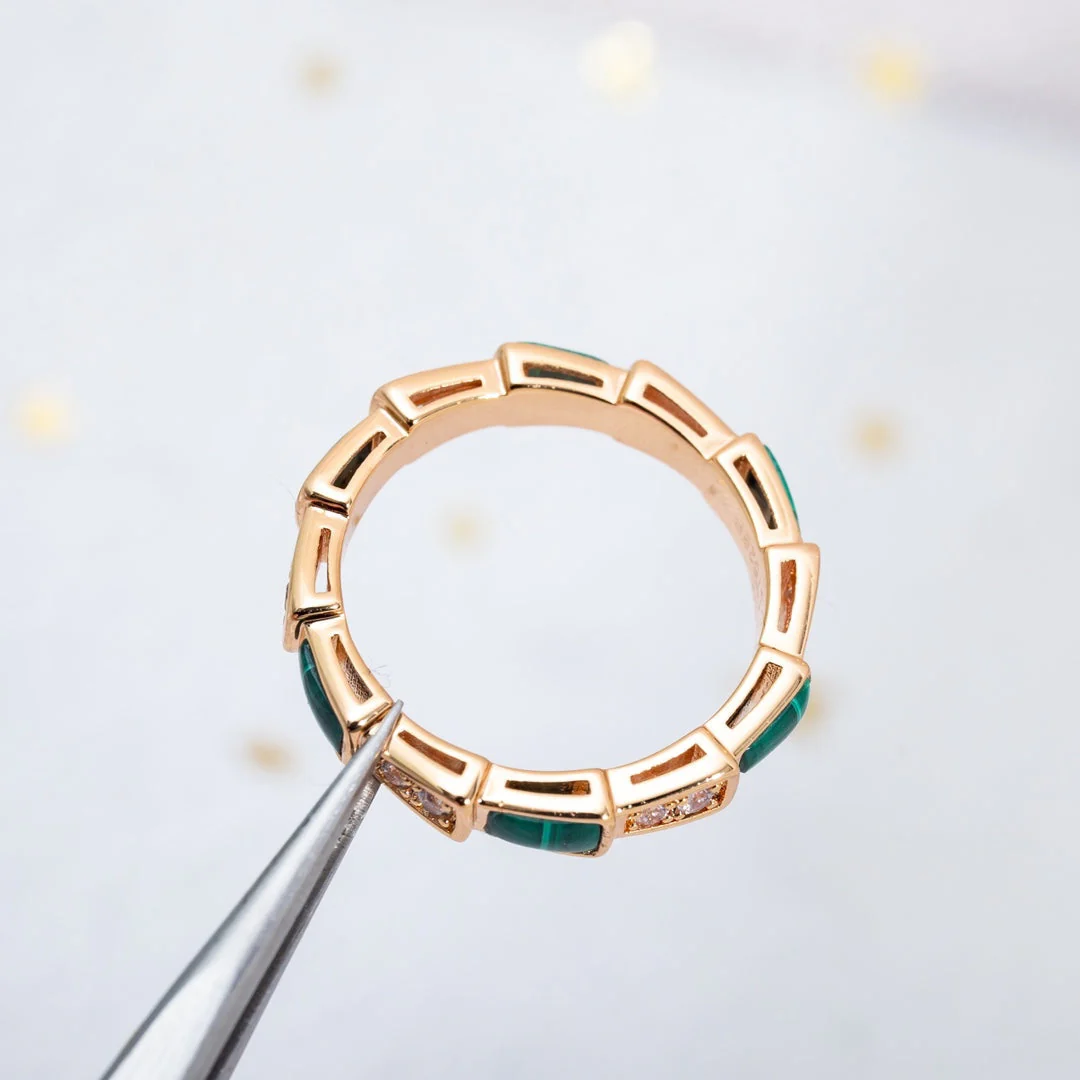Regalia jewelrySERPENTI RING PINK GOLD MALACHITE DIAMOND 3MM