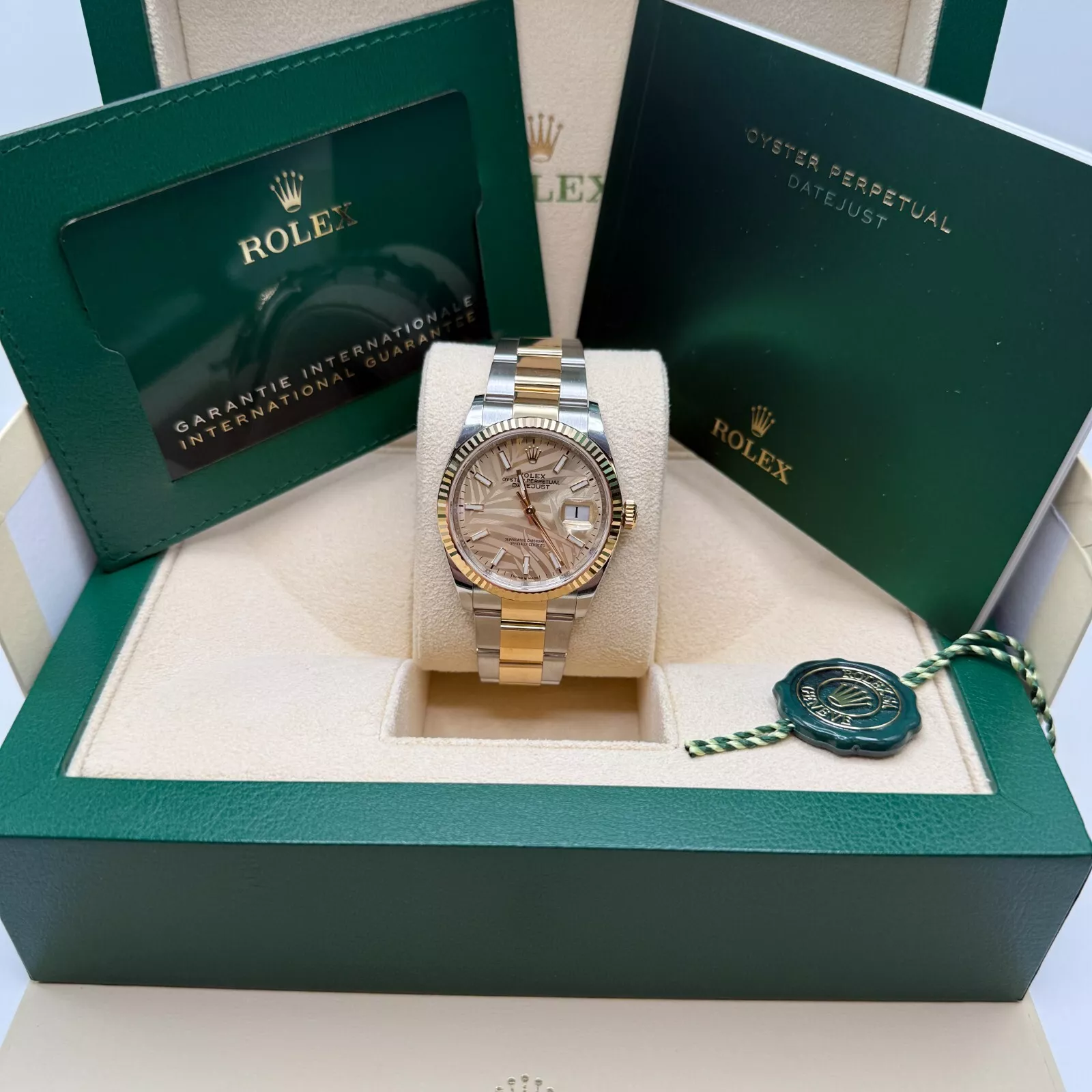 【Super Clone】ROLEX  Datejust 36mm 126233 Golden Palm Motif Dial Jubilee Bracelet Watch