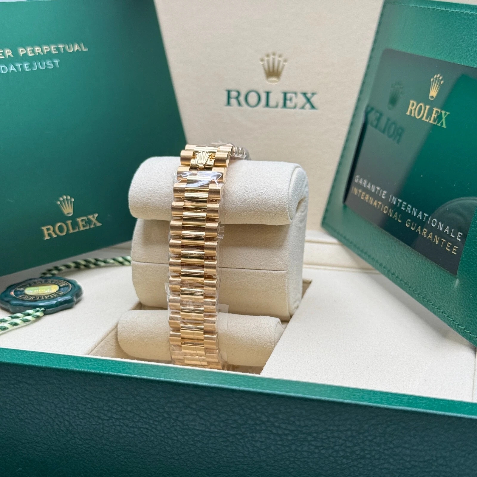 【Super Clone】ROLEX Datejust m278278-0038 Black Mother-of-Pearl 31mm Dial President Bracelet Watch