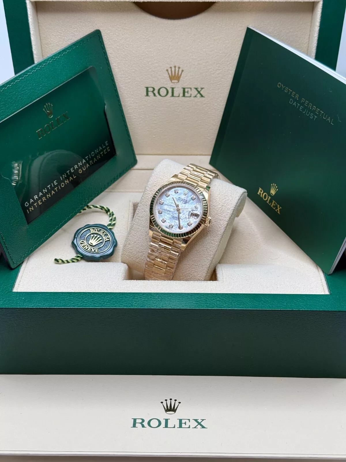 【Super Clone】ROLEX Datejust m278278-0010 Mother-of-Pearl 31mm Dial President Bracelet Watch