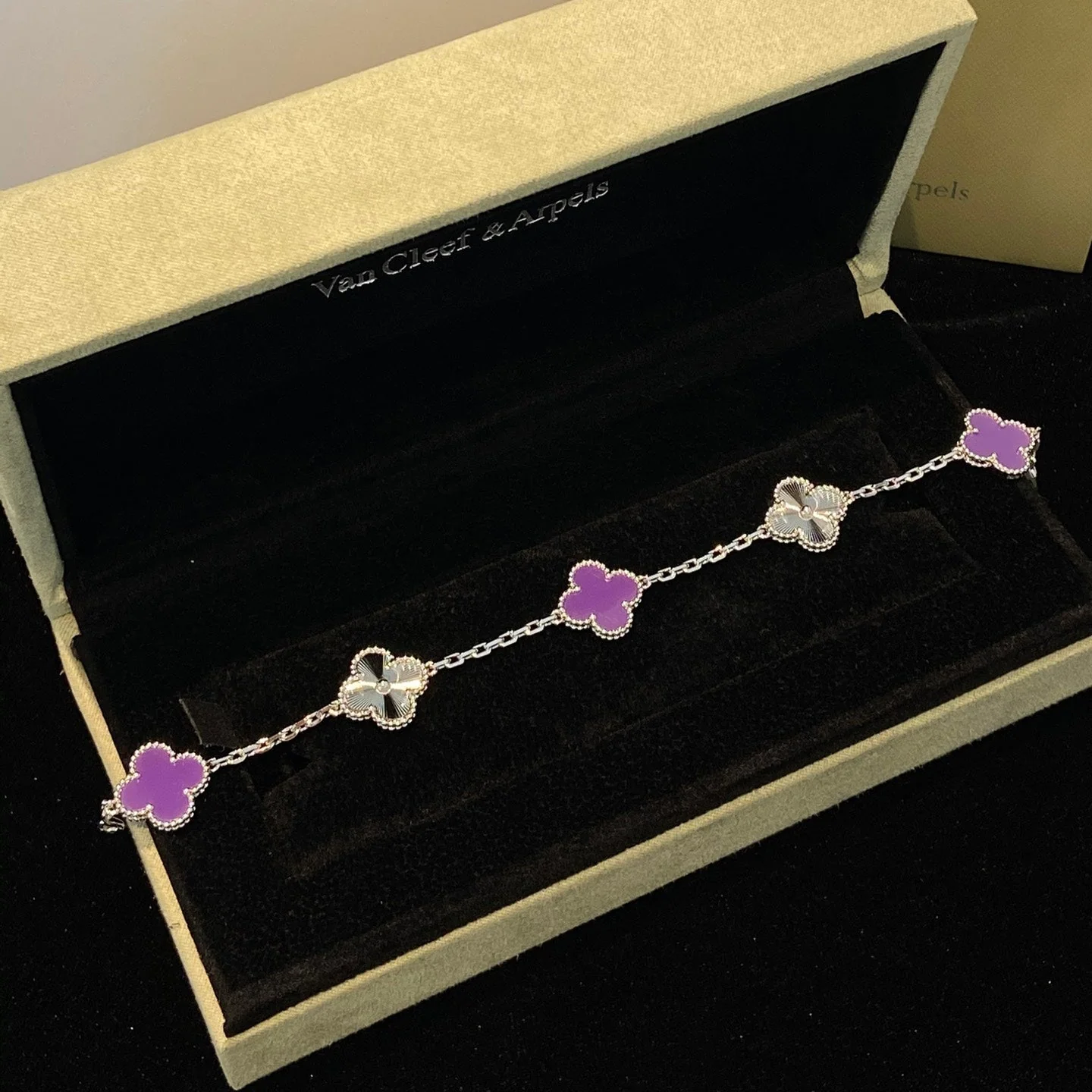 Regalia jewelryCLOVER  5 MOTIFS  PURPLE VIOLET BRACELET SILVER